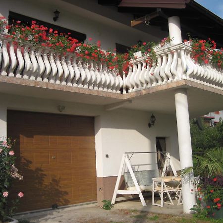 Apartment Yasica Izacic Zewnętrze zdjęcie