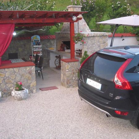 Apartment Yasica Izacic Zewnętrze zdjęcie